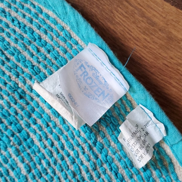 SOLD!! OLAF !! Frozen Area Decorative Rug - Picture 5 of 8